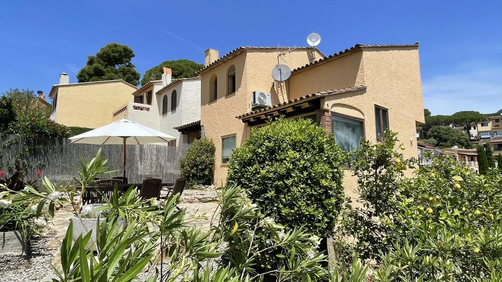 Vila Oslo - Casa Torre Vella L'Estartit